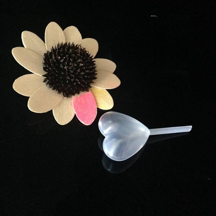 2019 wholesale price Plastic Injection Spoon Mold - Heart Shaped Dropper – Plastic Metal