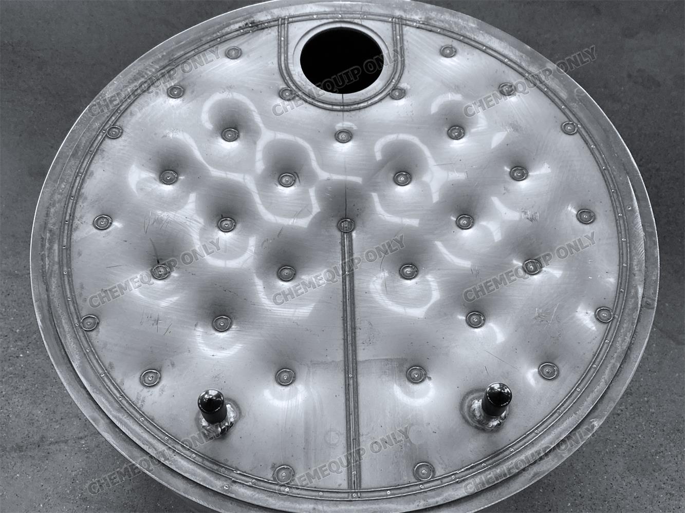 Jeden embosovaný SS304 laserem svařovaný důlkový polštář kulaté kruhové pláště
