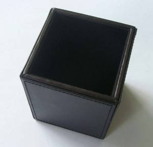 Simple Design Black Color Pen Cup