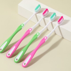 Os produtos orais da escova de dentes do branqueamento dos dentes desvanecem-se da cor da escova de dentes
