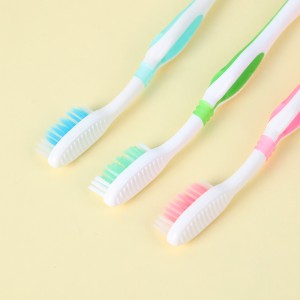 Spazzola da denti pulita in setole di nylon sbiancante orale