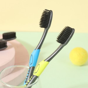 Ti kii ṣe isokuso Mimu Oral Cleaning MouthT Teeth Whitening Soft Bristle Agba Toothbrush