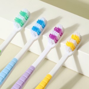 Cepillo de dentes de limpeza da saúde bucodental