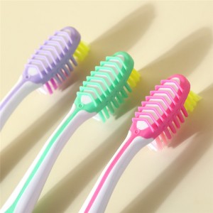 Estetický zubní kartáček s měkkými nylonovými štětinami