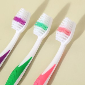 パーソナル オーラル ケア製品 歯ブラシ