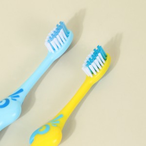 Cepillo de dentes para nenos de plástico de cerdas suaves con logotipo personalizado en forma de animal atractivo do deseño alemán con BRC CE