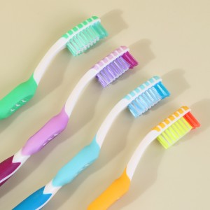 Oral Hygiene Plastic Toothbrush Soft Bristles