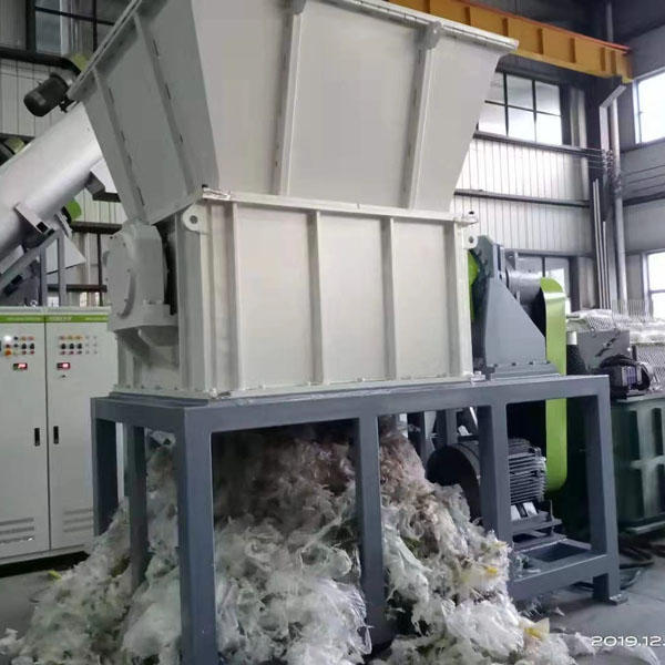 China Wholesale PET Pelletizing Machine Manufacturers –  Preshredder for the PE agriculture films agriculture irrigating tape and PP woven bags – Purui