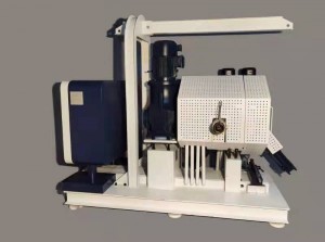 single screw extruder with self-cleaning filtration system