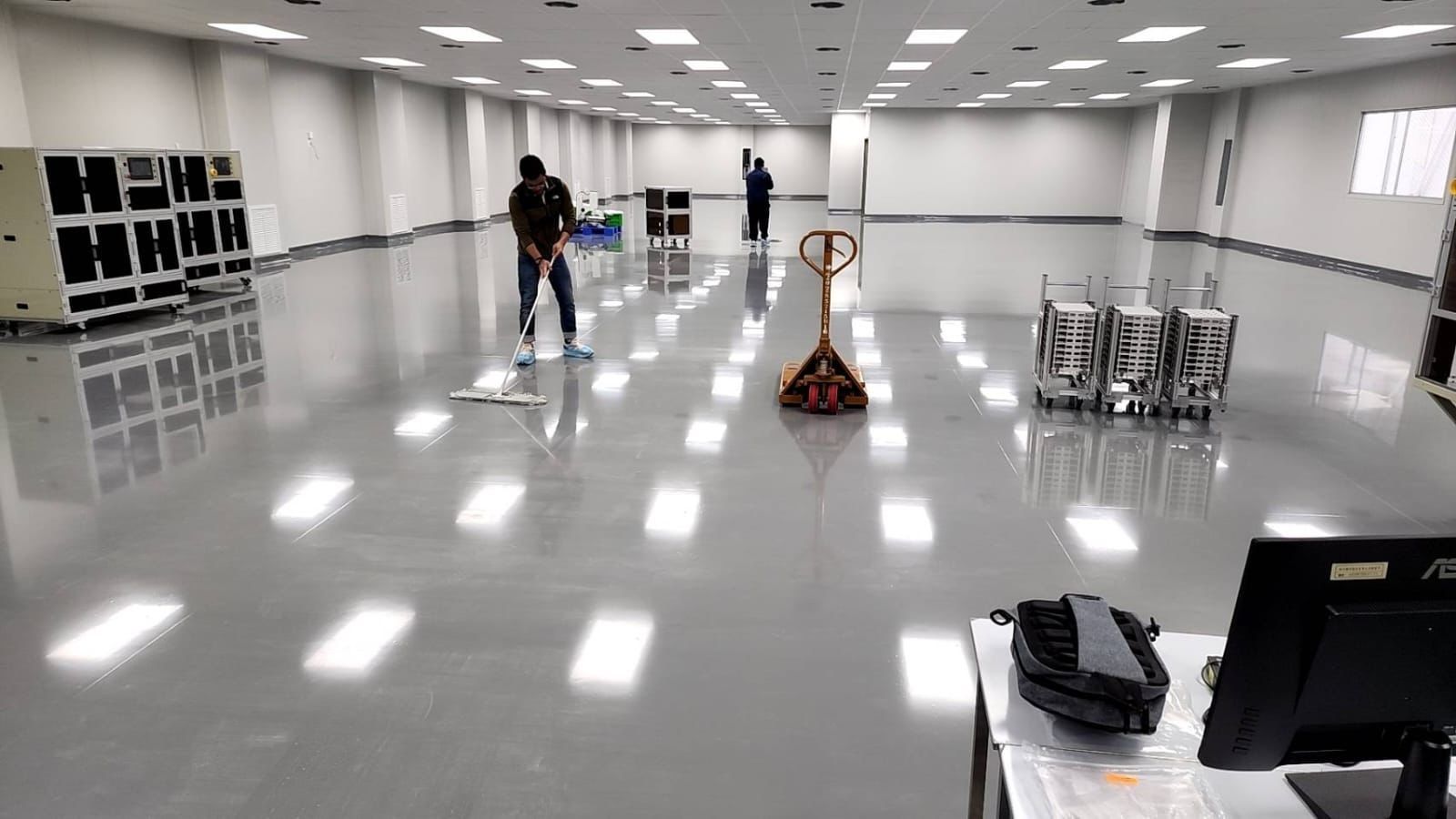 Material air shower installed for auto e-car’s factory clean room