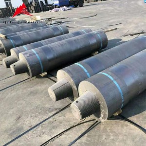 China Manufacturer UHP Graphite Electrode 700mm*2700mm Exporting