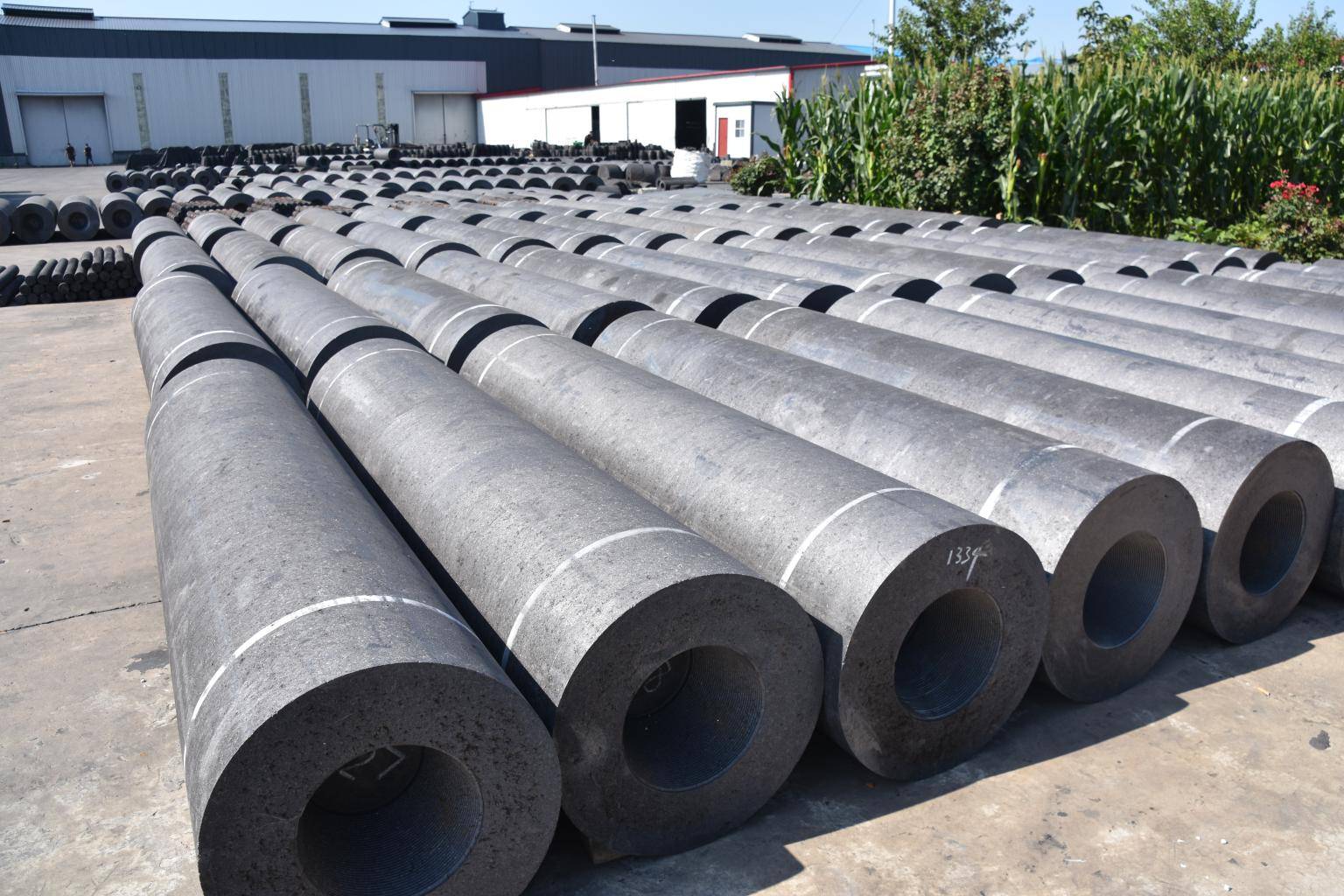Raw materials continue to rise, graphite electrodes are gaining momentum