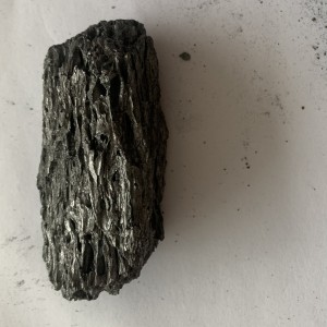 Large amount of needle coke inventory, production of high power and ultra high power graphite electrode