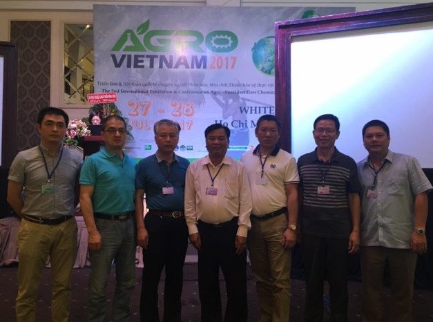 On July 27, 2017, the company and Chinese Pesticide Association organized a group to attend the Vietnam conference