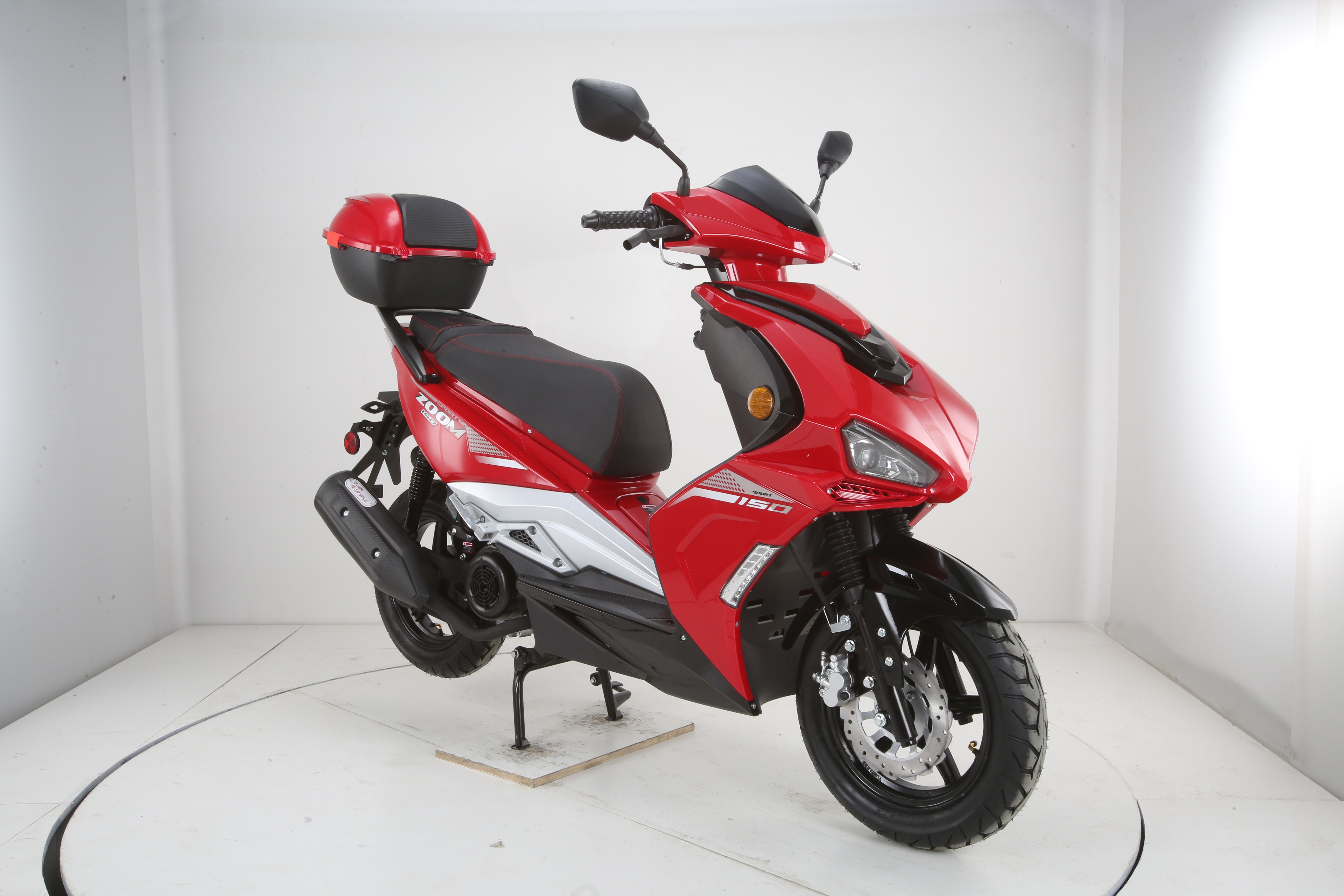 Newest long race 150cc motorcycle with 12inch gas motorcycle scooters for sale