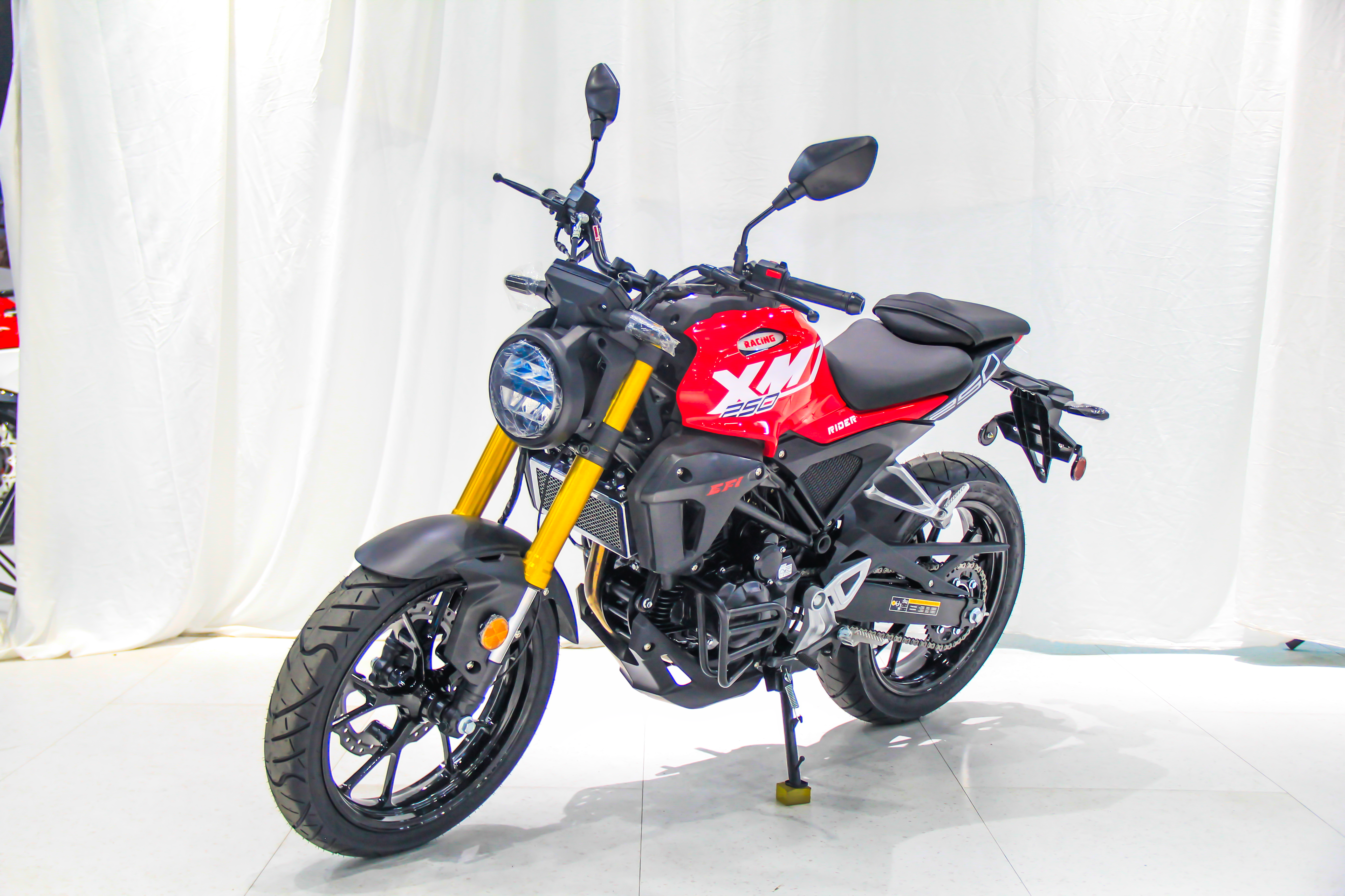 Factory direct sale fast speed motorcycles gasoline motorbike 250cc Oil-cooling  motorcycle