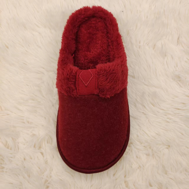 Classic comfortable and fancy ladies indoor slippers worsted upper side binding outsole style. Featured Image