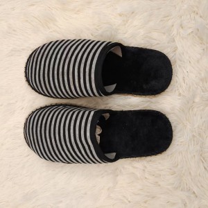 Ladies cold cemented indoor slippers fashionable and classic