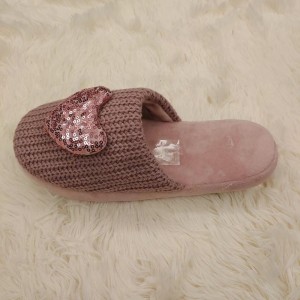 Ladies stitch turndown indoor slippers
