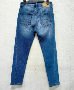 OEM & ODM New Fashion Lady High-Waisted Stretch Blue Color High Quality Denim Jeans
