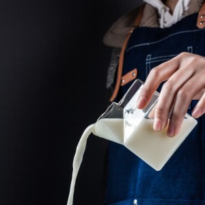 Square heat-resistant glass milk box Creative half pint fresh milk box cup nutritious breakfast microwavable