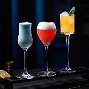 Creative handmade tall crystal cocktail glass scent glass whiskey cup tulip cup tasting goblet