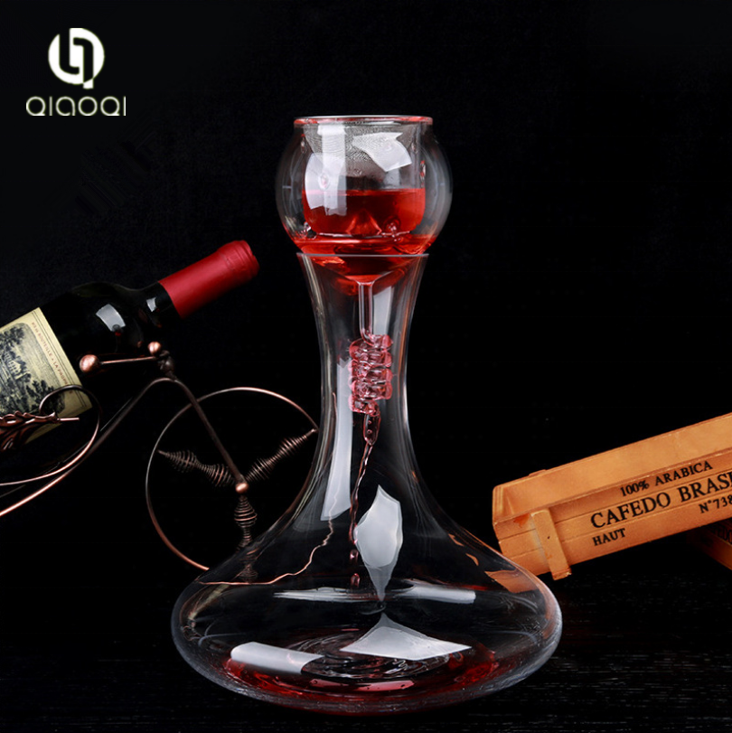Low MOQ Handmade Cheap Wholesale Bulk Clear Glass Wine Decanters and Carafe With Stopper