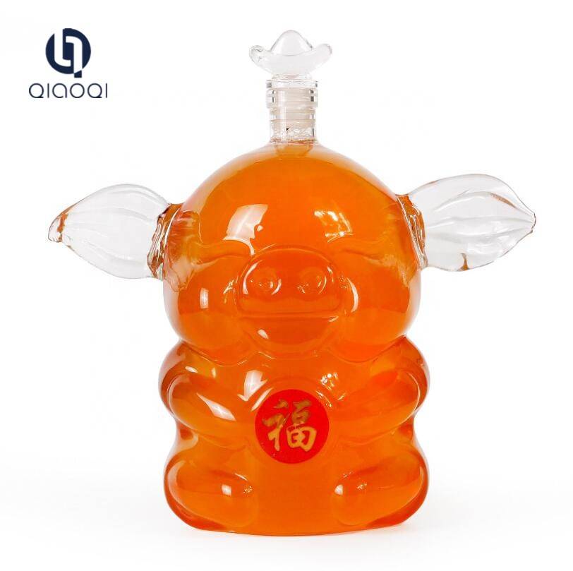 Factory wholesale Glass Travel Cup - Hot selling Pig shape glass wine bottle decanter – Qiaoqi