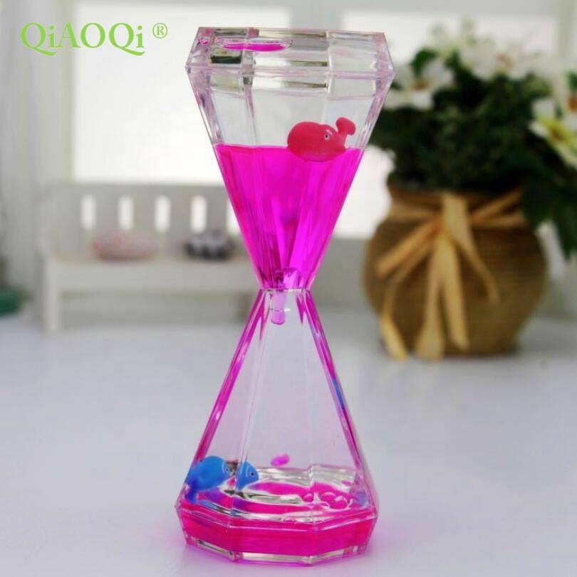 Diamond shape liquid oil hourglass