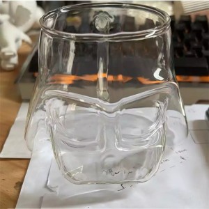 Creative Star Wars peripheral hand-blown high borosilicate glass transparent beer mug 3D Darth Vader shape cup with handle