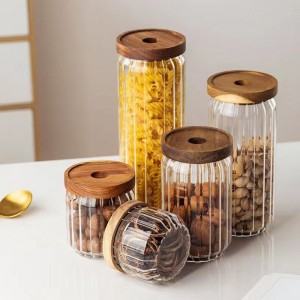 High borosilicate Glass air tight glass storage jar with bamboo lid