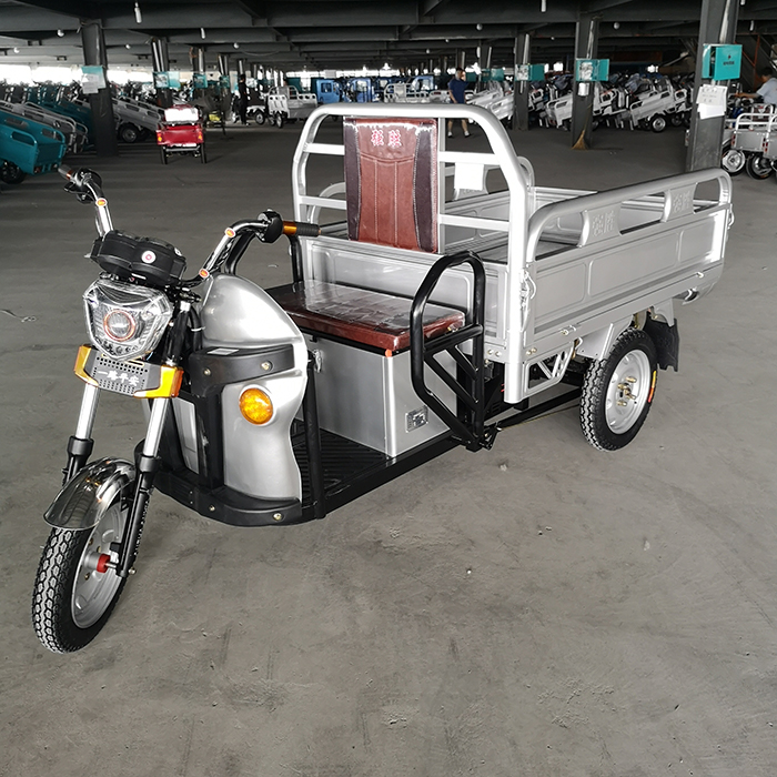 Max 500kg  Loading Capacity Electric Truck Cargo Tricycle WIth Cabin