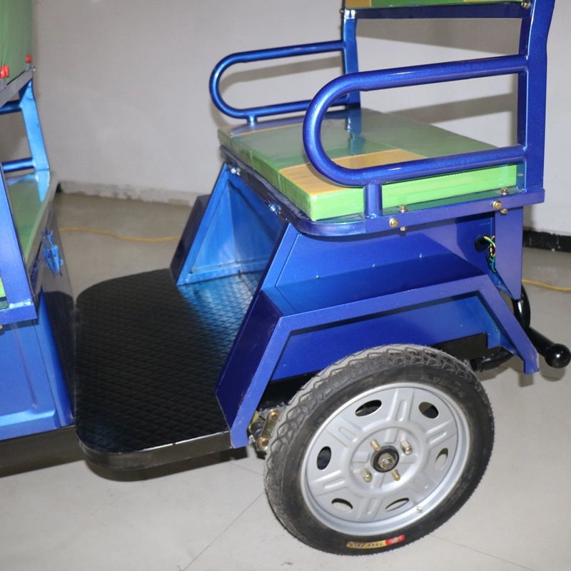 Popular Smart City Bajaj Green Power Electric Tricycles Passenger Rickshaw