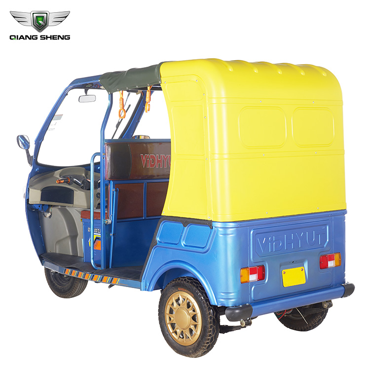2019 the cng auto rickshaw for rain roof
