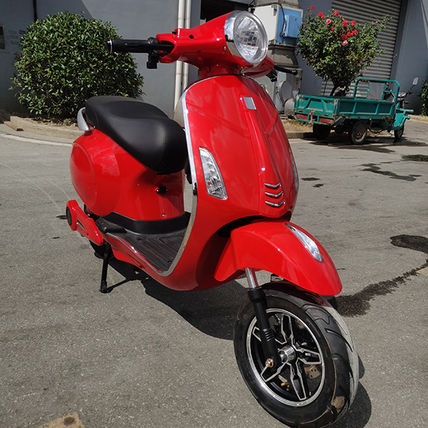China Wholesale Powerful Adult Electric Scooter Manufacturers - Tesla type e scooter for adult  fashional electric motorcycle  hot sale e bike /bicycle for passenger  – Qiangsheng