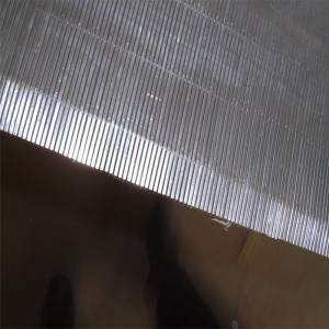 Nerūdijančio plieno pleištinės vielos Johnson ekranas, skirtas vandens gręžinių gręžimui