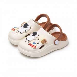 Comfortable, Soft and Stylish Garden Shoes for Children  QL-2410C