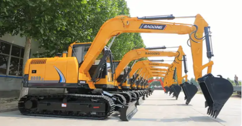 What are the differences between excavators and loaders?