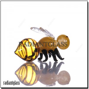 The Big Yellow Bee Hand Pipe with Using Puff Pipe Glass  Pipe