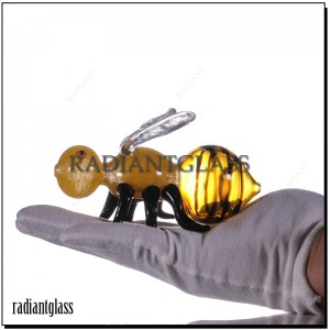 The Big Yellow Bee Hand Pipe with Using Puff Pipe Glass  Pipe