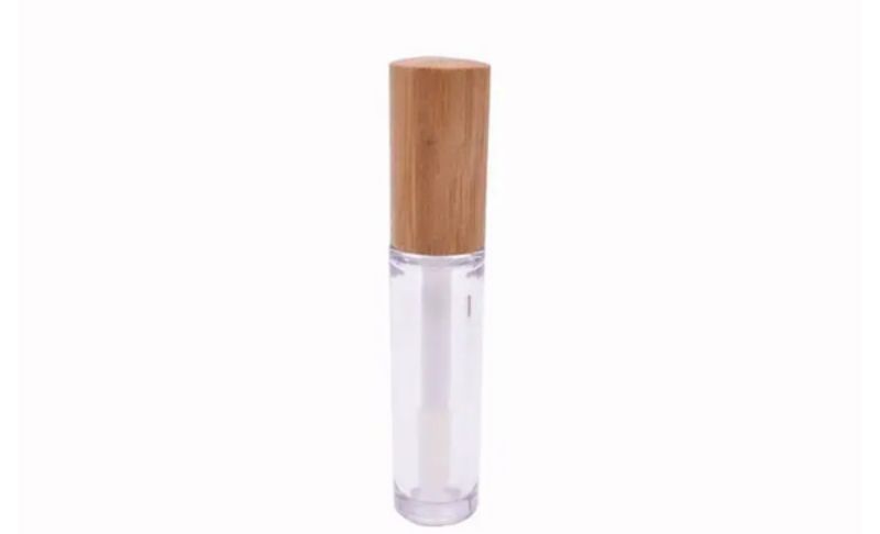 The Eco-Friendly Beauty Must-Have: Bamboo Lipgloss Tube