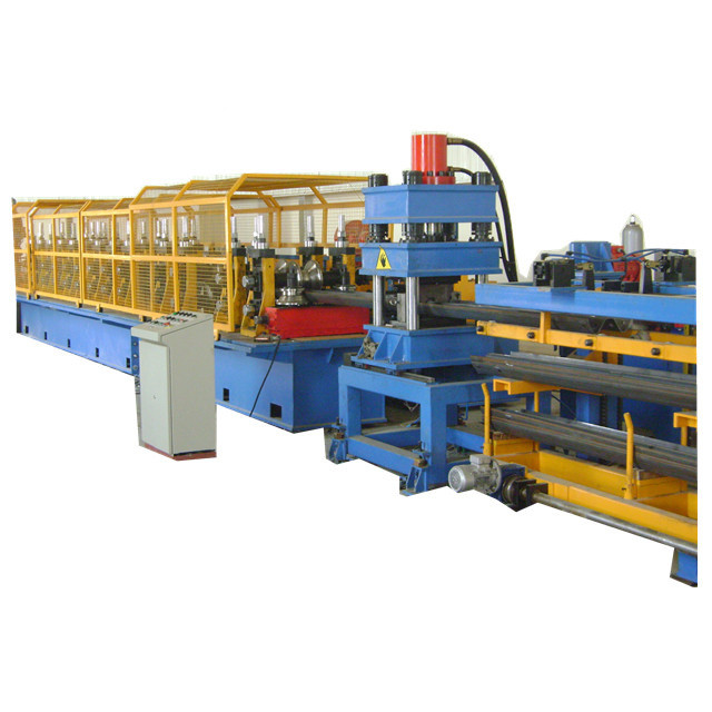 How To Choose Guardrail Panel Forming Machine？