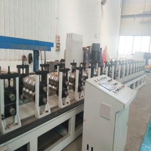 Two and Three Wave High Guardrail Roll Forming Machine