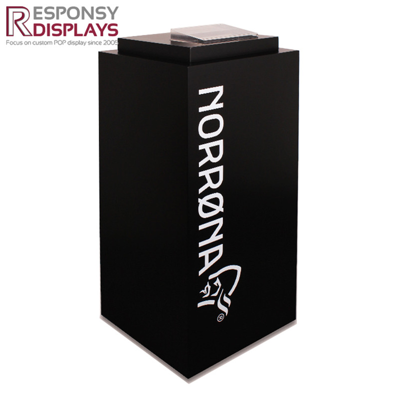 Reasonable price Pos Display Stand - Custom-Made Floor Standing Black MDF Clothing Display Stand – Responsy