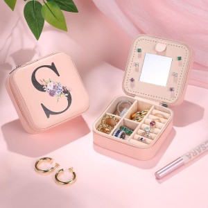 Small Jewelry Box for Women Girls Initial P Travel Jewelry Case Small Jewelry Organizer Box