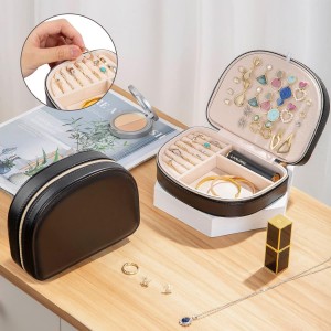 Travel Size Jewelry Box, Small Portable Seashell-Shaped Jewelry Case, 2 Layer Mini Jewelry Organizer in PU Leather, Earring Necklace Bracelet Ring Holder Box for Women Girl -Black