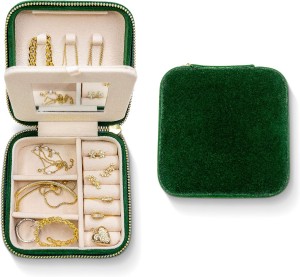 Plush Jewelry Organizer Box |Small Jewelry Boxes | Jewelry Organizer, Jewelry Travel Case for Women | Earring Organizer with Mirror