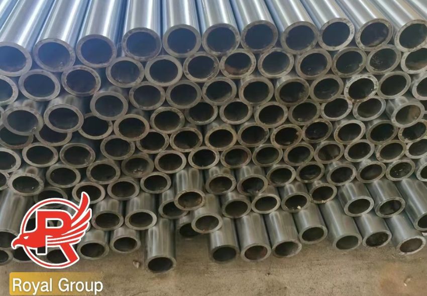 Seamless pipe delivery – ROYAL GROUP