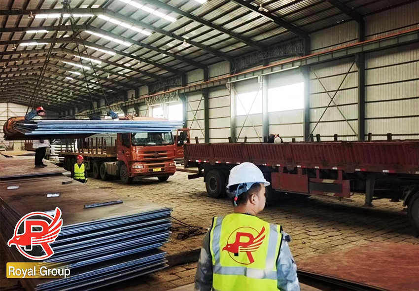 150 Trucks, 5000 Tons Steel Plate, Royal Honor, To South America Client! We Are Always On The Way!!