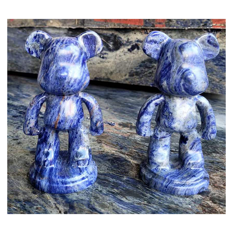 Mukautettu 400 kuuluisaa minikaws-hahmoa sinistä marmorista karhutiilipatsasta